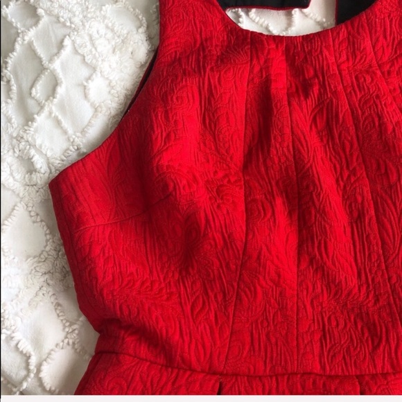 Moulinette Soeurs  Jacquard Nipped Queen's Gambit - Picture 3 of 10